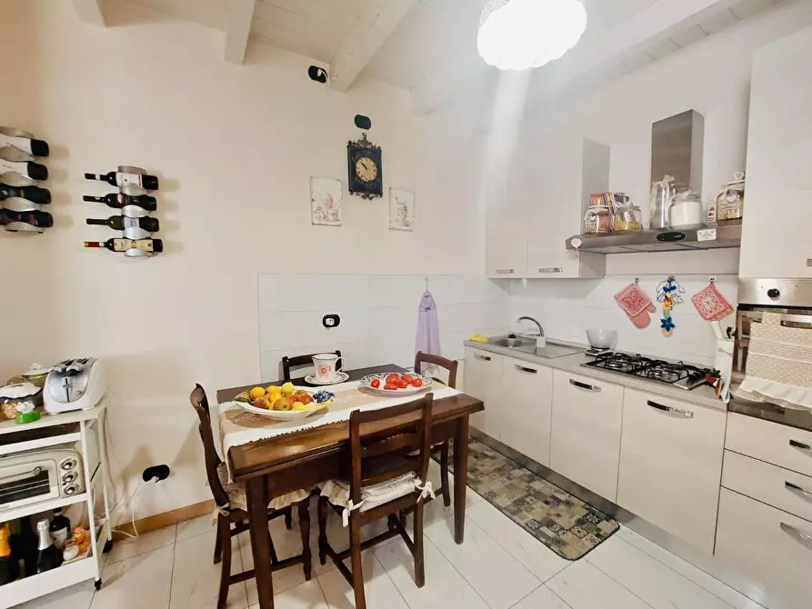 Immagine 3 di Appartamento in vendita  a Massarosa