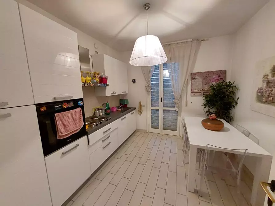 Immagine 8 di Appartamento in vendita  a Pontedera