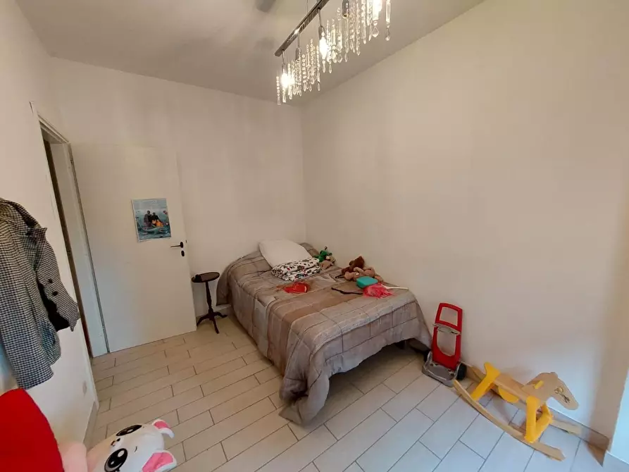 Immagine 18 di Appartamento in vendita  a Pontedera