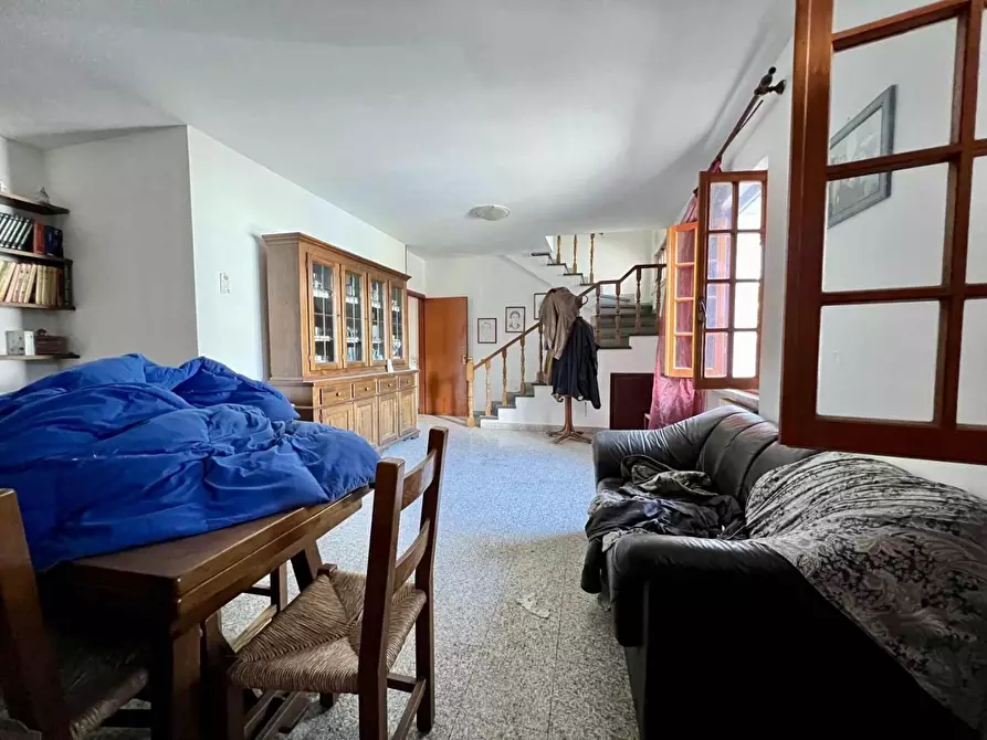 Immagine 4 di Casa bifamiliare in vendita  a Massa