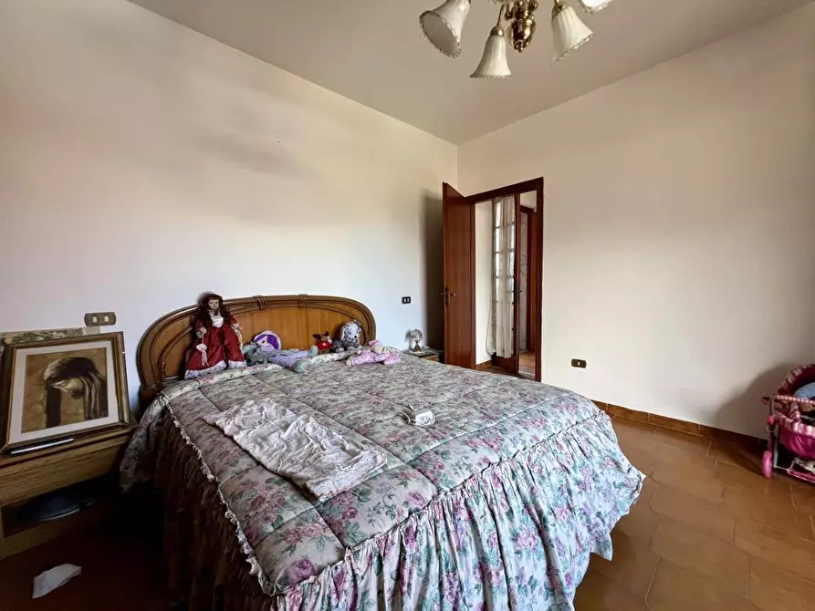 Immagine 18 di Casa bifamiliare in vendita  a Massa