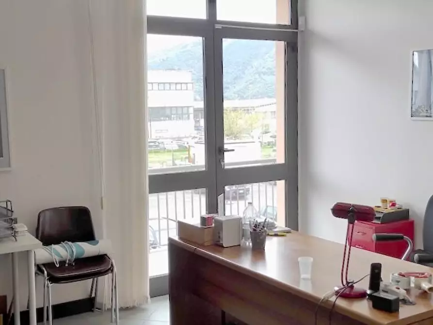 Immagine 3 di Ufficio in vendita  a San Giuliano Terme