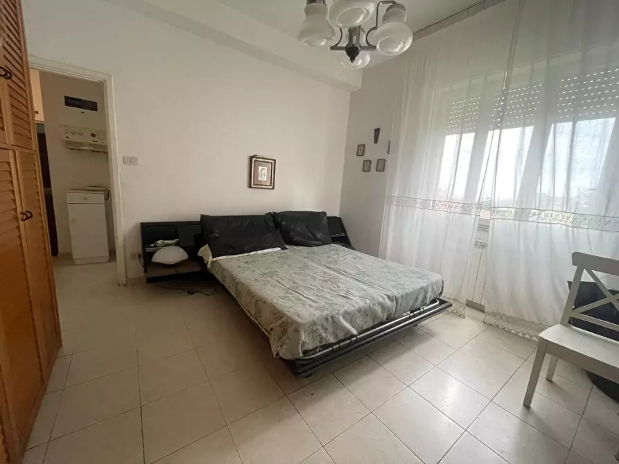 Immagine 3 di Appartamento in vendita  a Carrara