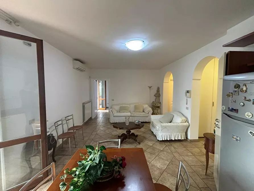 Immagine 3 di Appartamento in vendita  a Empoli