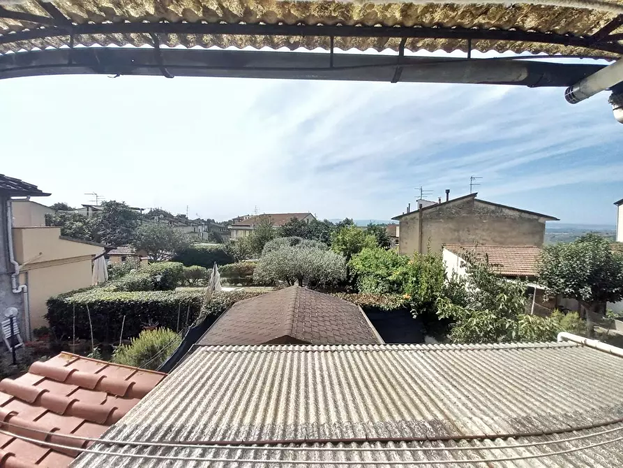 Immagine 10 di Appartamento in vendita  a Montespertoli