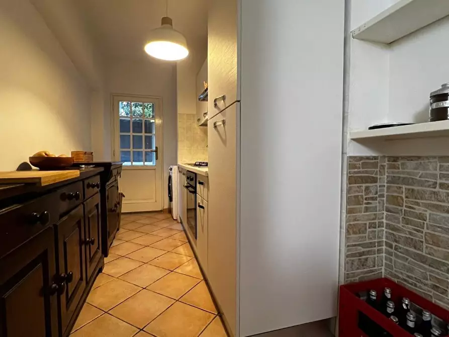 Immagine 11 di Appartamento in vendita  a Camaiore