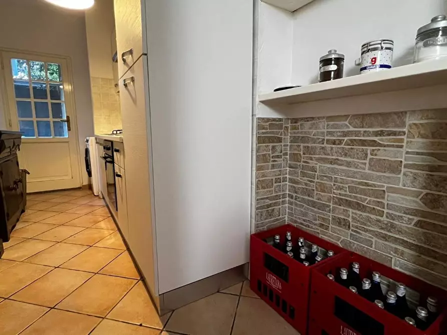 Immagine 10 di Appartamento in vendita  a Camaiore