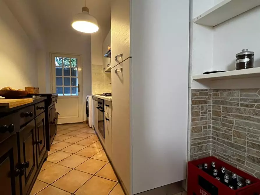 Immagine 8 di Appartamento in vendita  a Camaiore