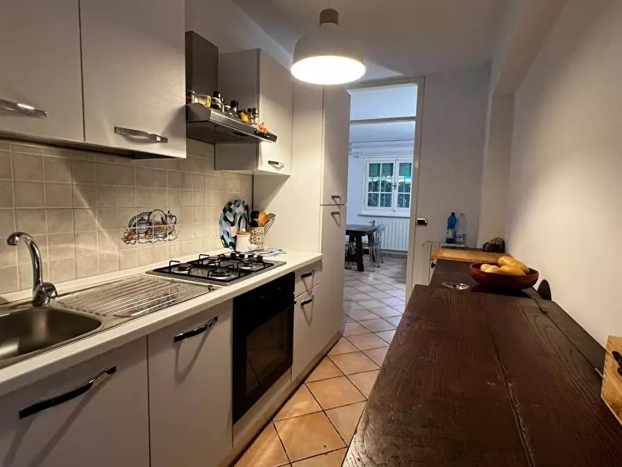 Immagine 9 di Appartamento in vendita  a Camaiore