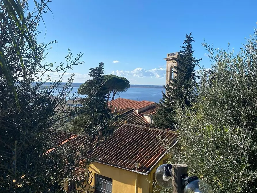 Immagine 28 di Appartamento in vendita  a Massarosa