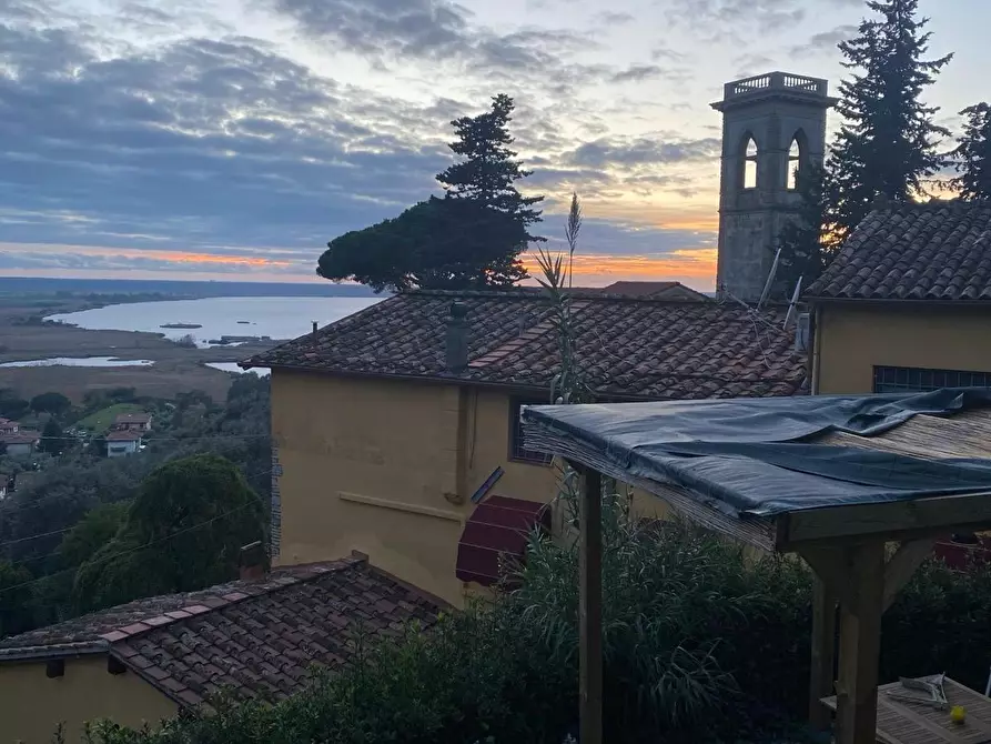 Immagine 4 di Appartamento in vendita  a Massarosa