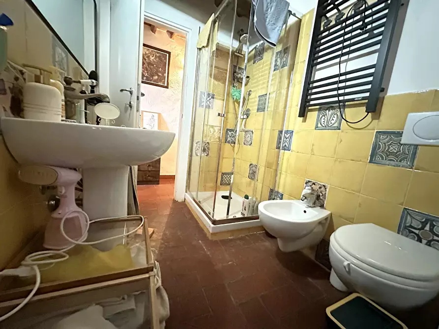 Immagine 16 di Appartamento in vendita  a Massarosa