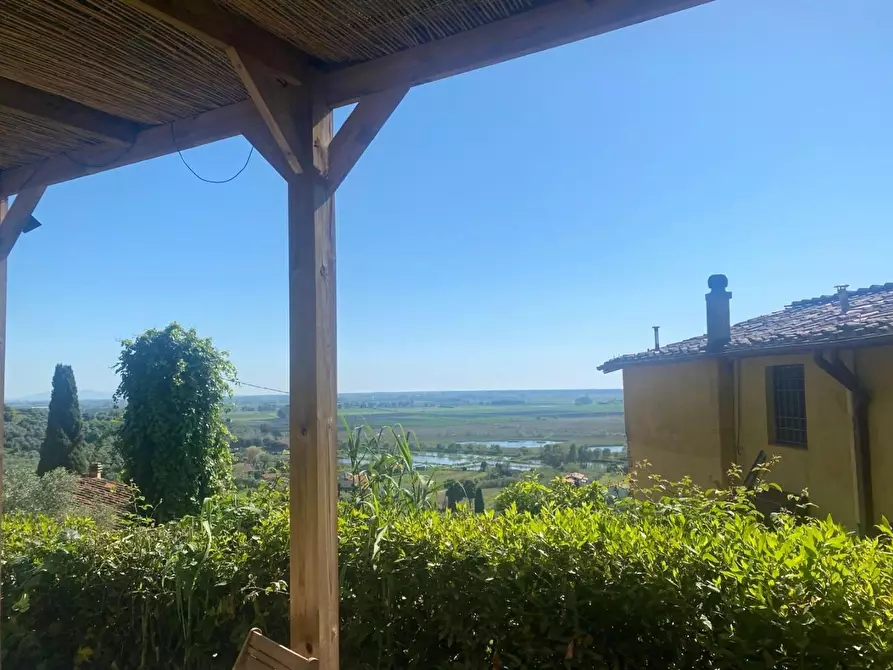 Immagine 2 di Appartamento in vendita  a Massarosa