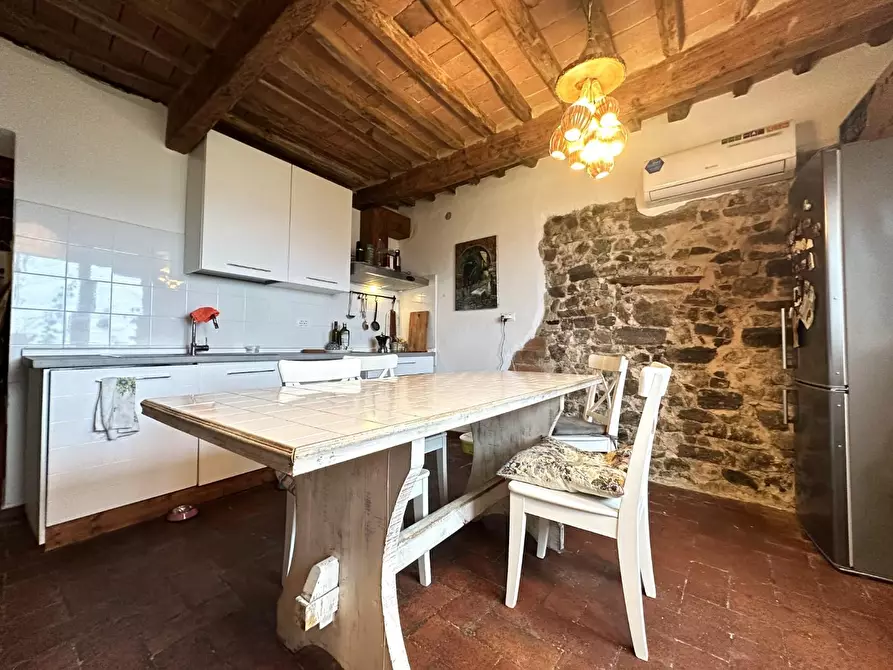 Immagine 7 di Appartamento in vendita  a Massarosa