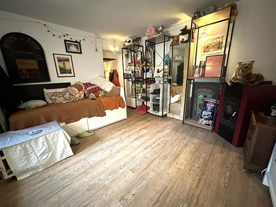 Immagine 11 di Appartamento in vendita  a Massarosa