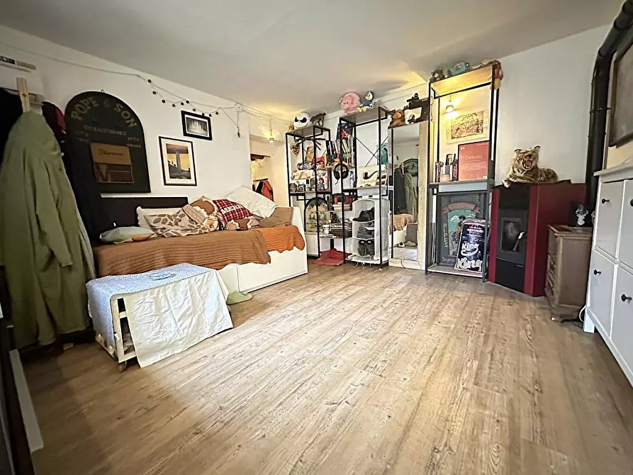 Immagine 10 di Appartamento in vendita  a Massarosa