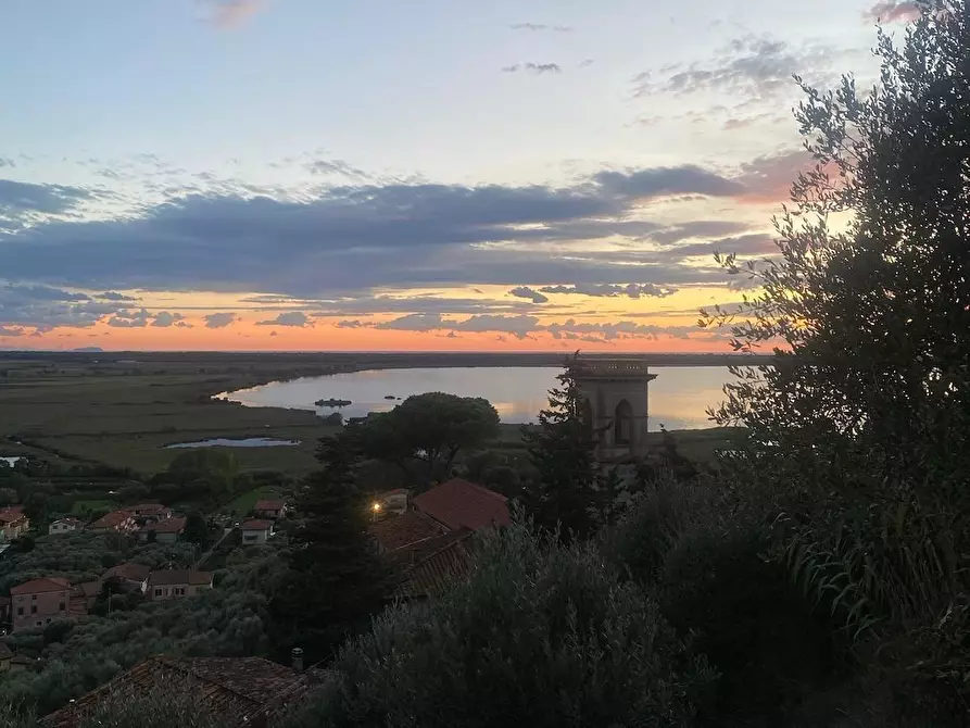 Immagine 27 di Appartamento in vendita  a Massarosa