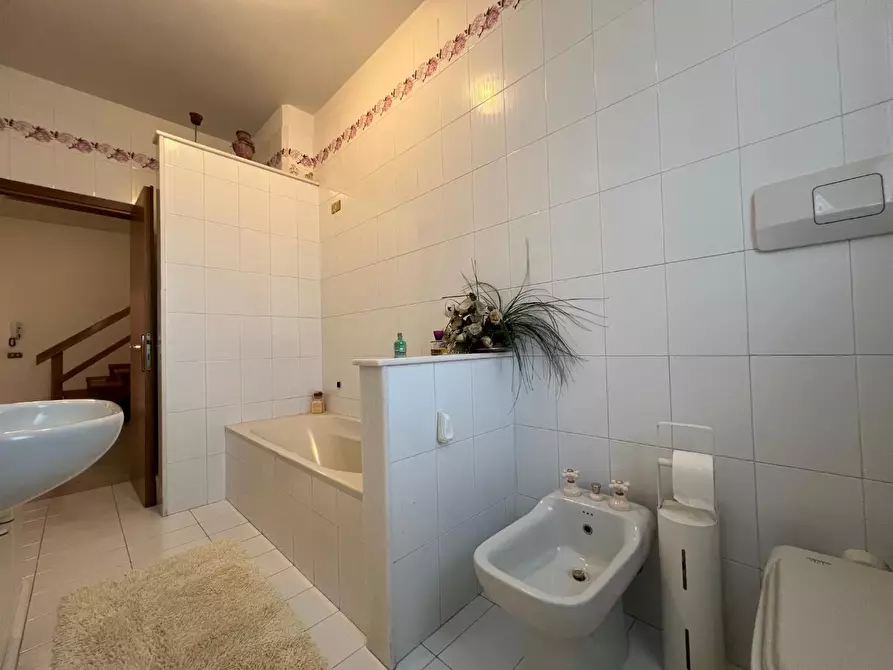 Immagine 35 di Terratetto in vendita  a Empoli