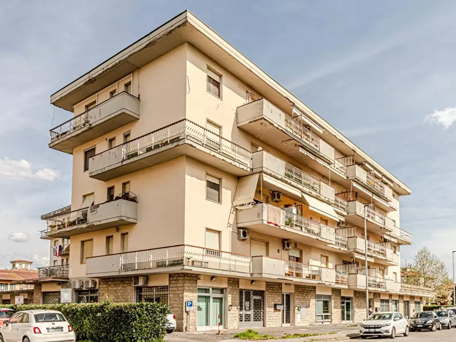 Immagine 3 di Ufficio in affitto  a Santa Croce Sull'arno