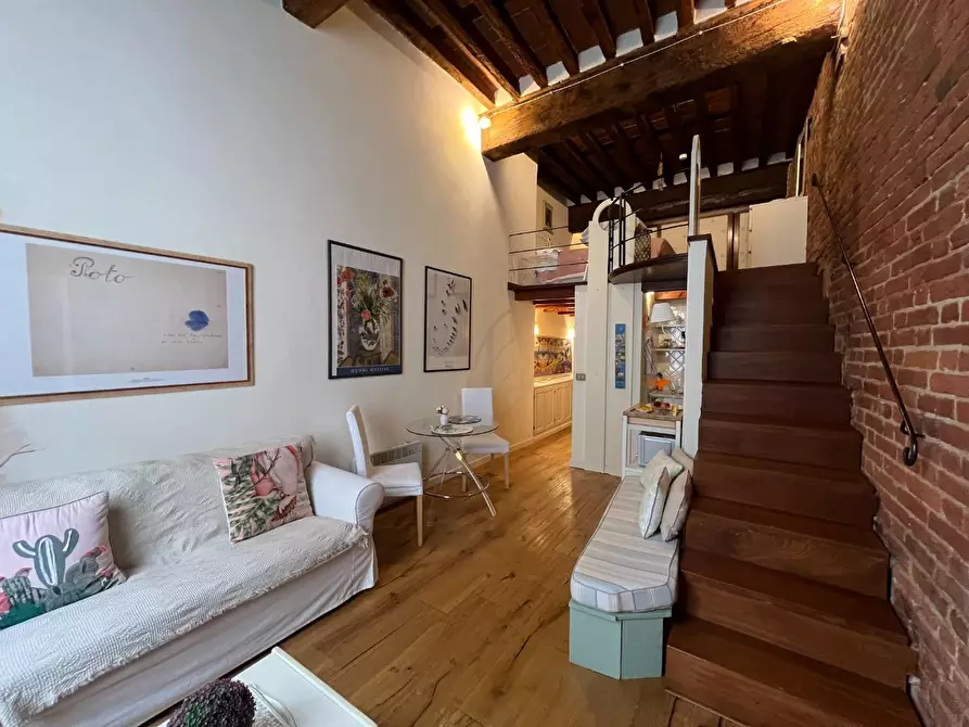 Immagine 5 di Appartamento in affitto  a Lucca