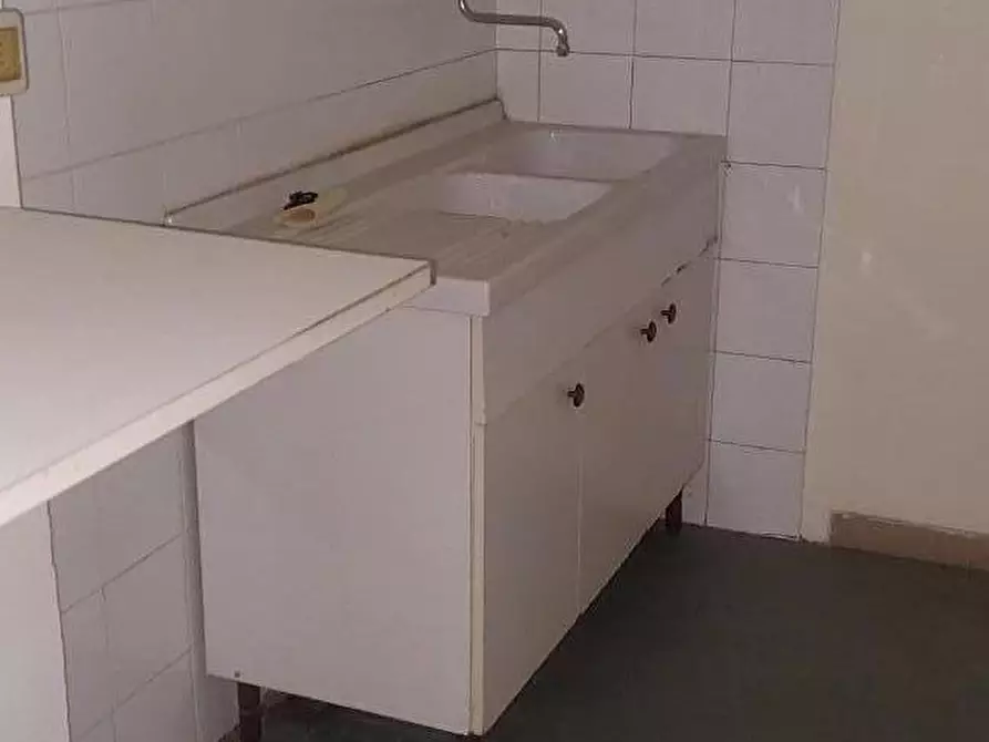 Immagine 9 di Appartamento in vendita  a Carrara