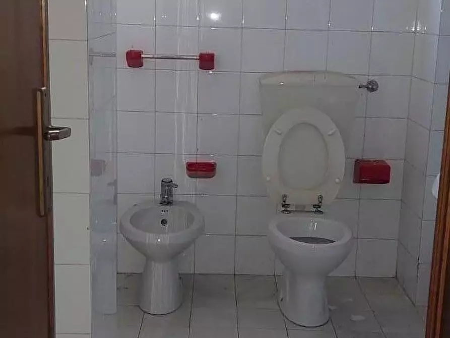 Immagine 7 di Appartamento in vendita  a Carrara