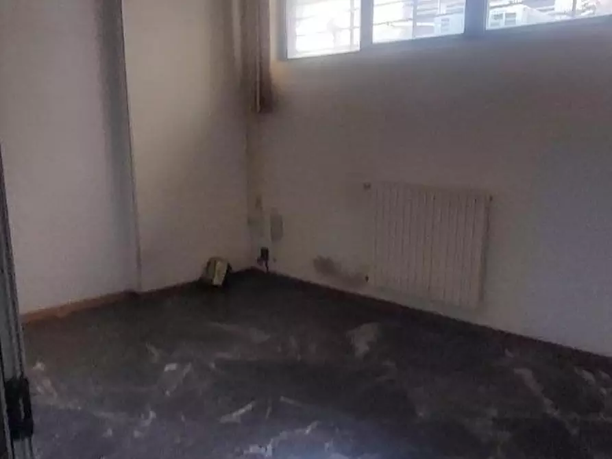 Immagine 2 di Appartamento in vendita  a Carrara