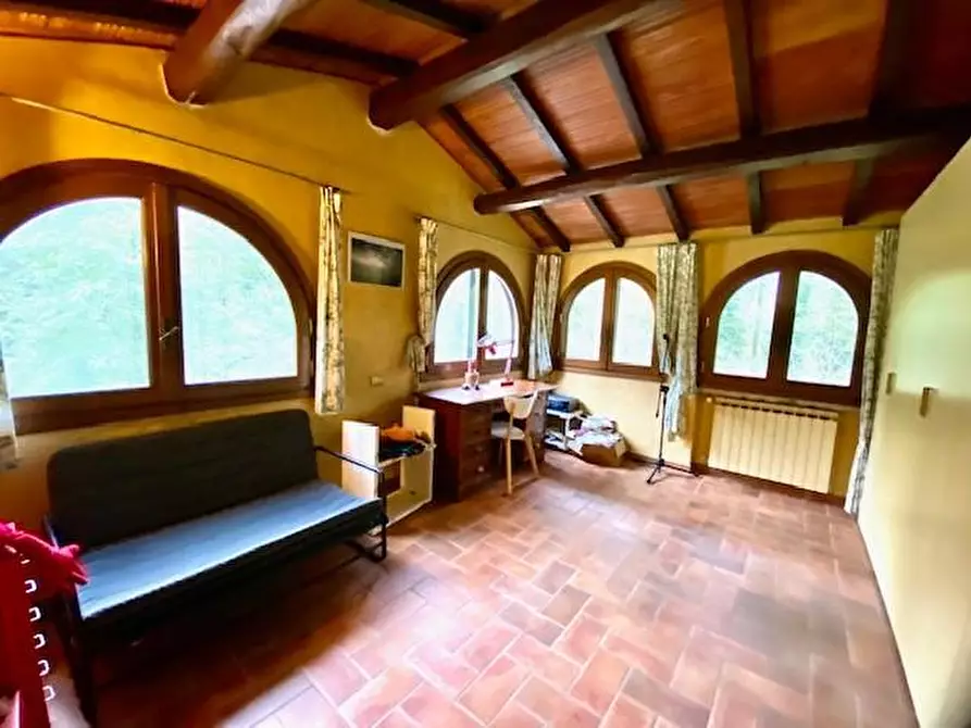 Immagine 22 di Casa colonica in vendita  a Buggiano
