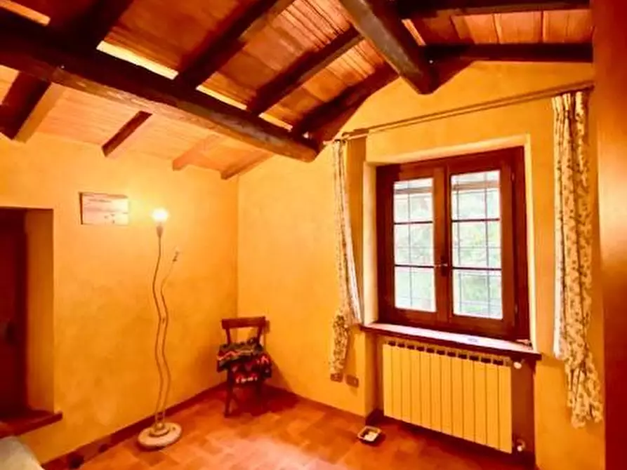 Immagine 20 di Casa colonica in vendita  a Buggiano
