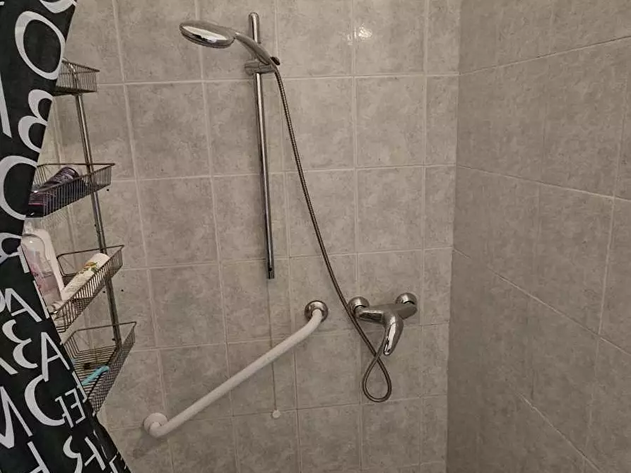 Immagine 16 di Appartamento in vendita  a Massa