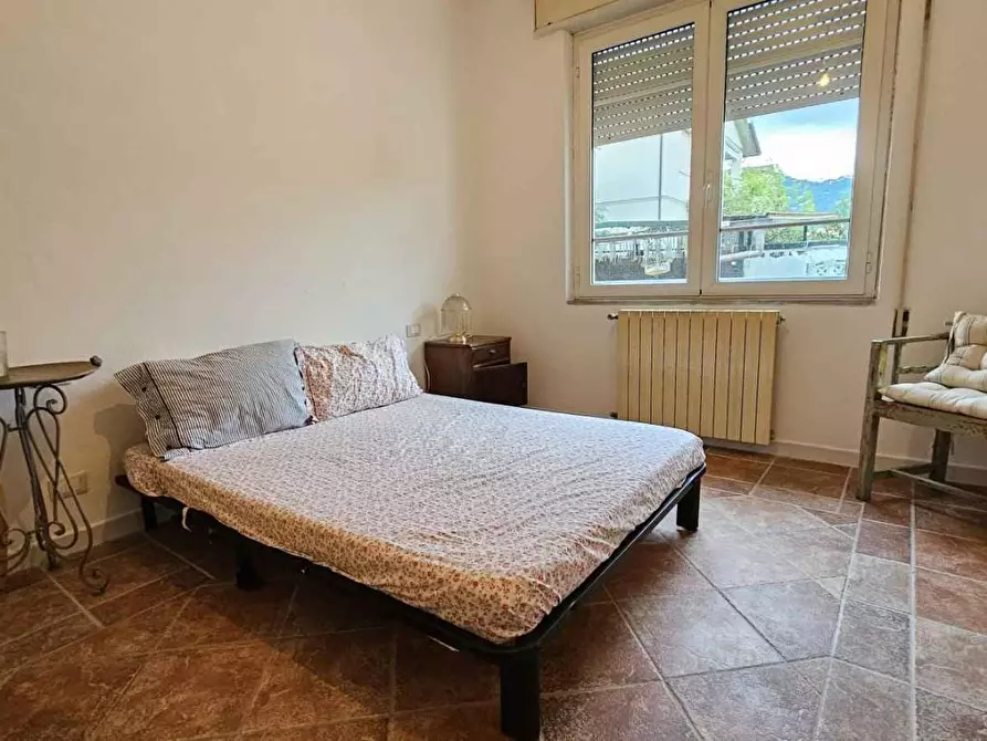 Immagine 9 di Appartamento in vendita  a Massa