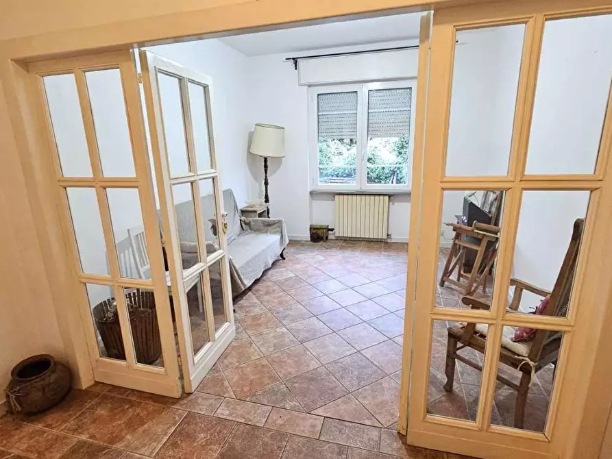 Immagine 6 di Appartamento in vendita  a Massa