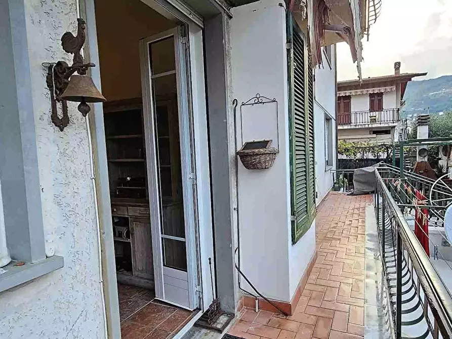 Immagine 22 di Appartamento in vendita  a Massa