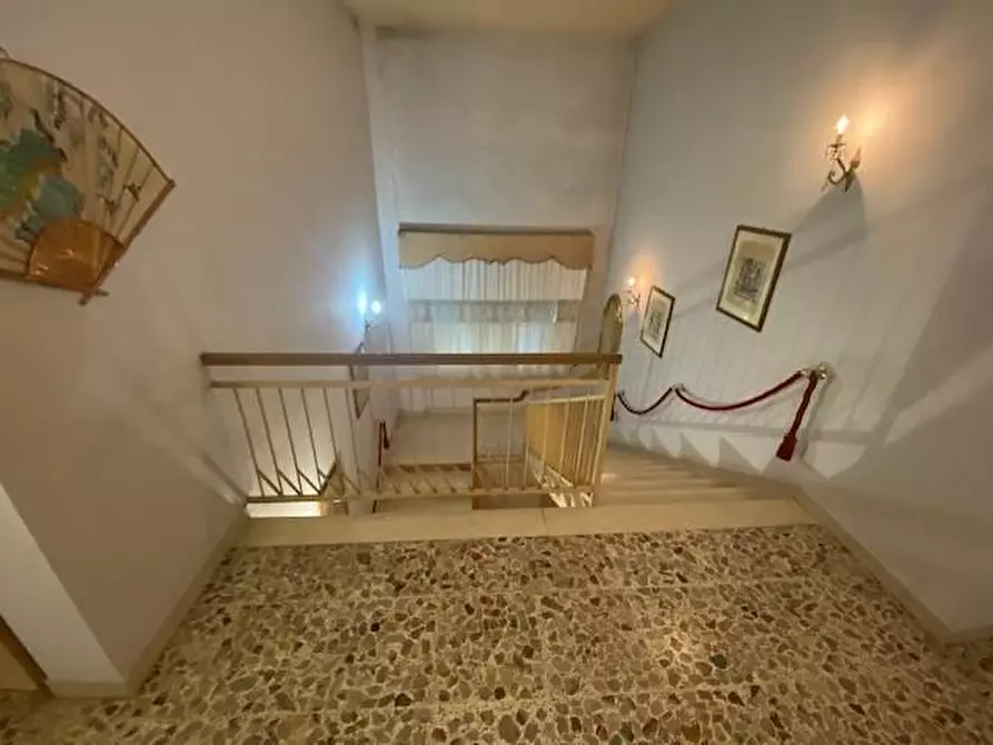 Immagine 15 di Villa in vendita  a Capannoli