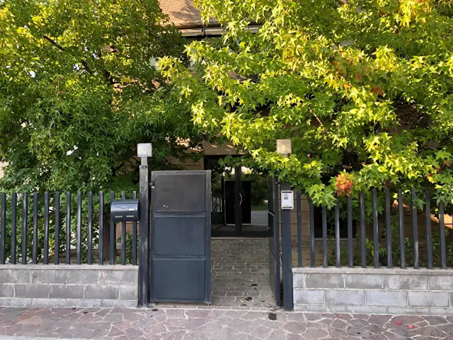 Immagine 12 di Appartamento in vendita  a Cascina