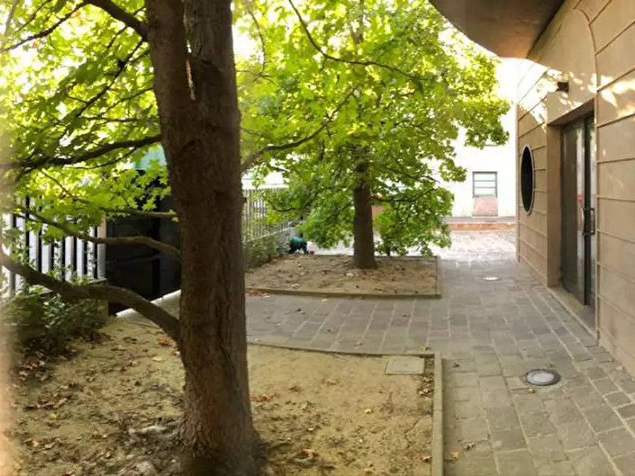 Immagine 2 di Appartamento in vendita  a Cascina