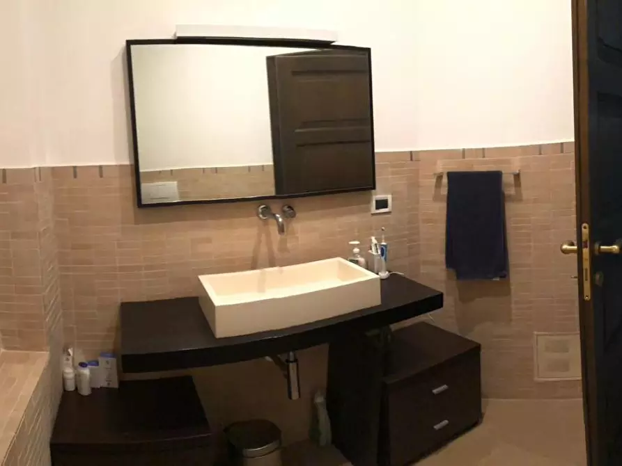 Immagine 44 di Appartamento in vendita  a Cascina