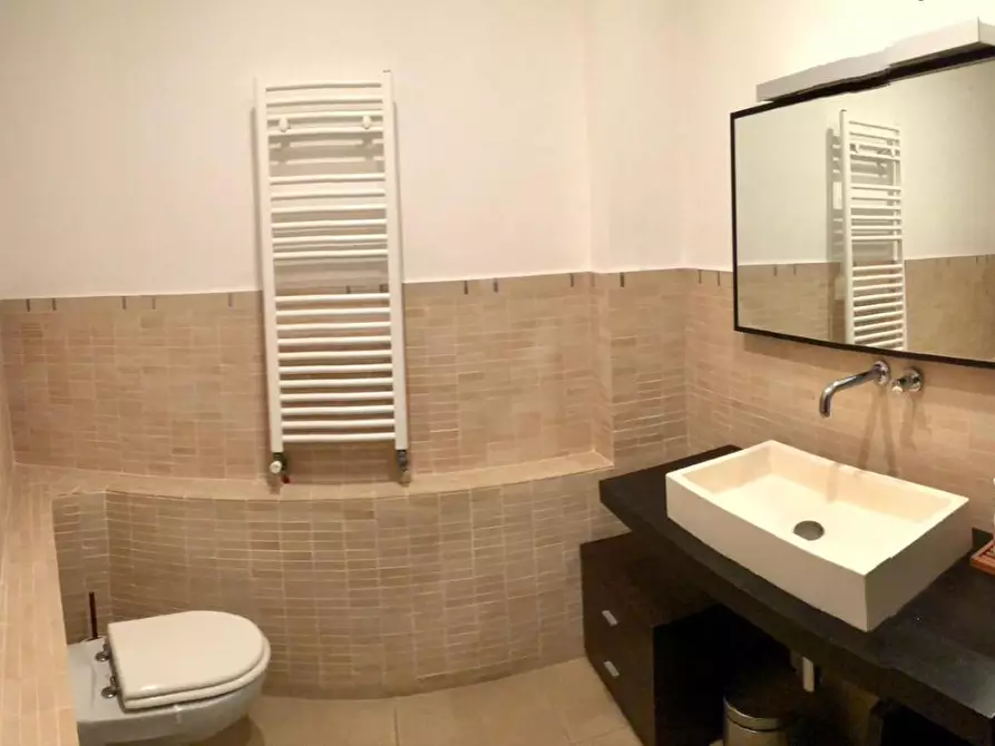 Immagine 43 di Appartamento in vendita  a Cascina