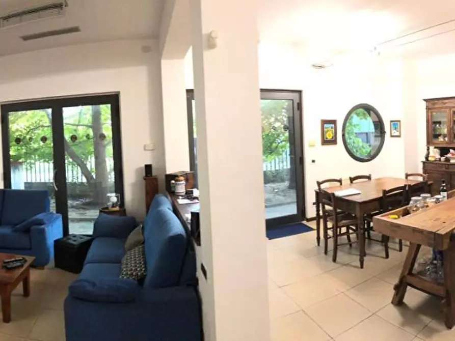 Immagine 24 di Appartamento in vendita  a Cascina