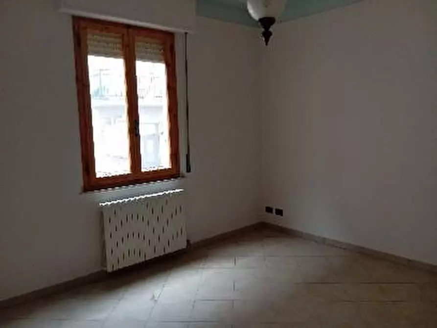 Immagine 13 di Appartamento in vendita  a Poggibonsi