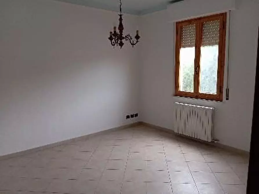 Immagine 8 di Appartamento in vendita  a Poggibonsi