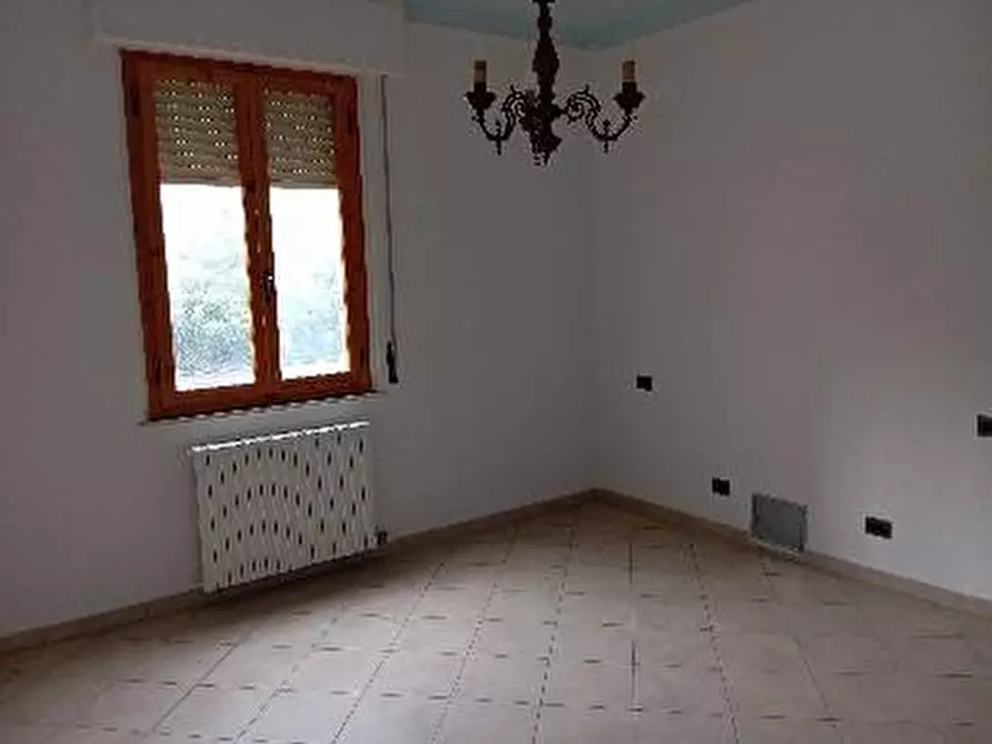 Immagine 9 di Appartamento in vendita  a Poggibonsi