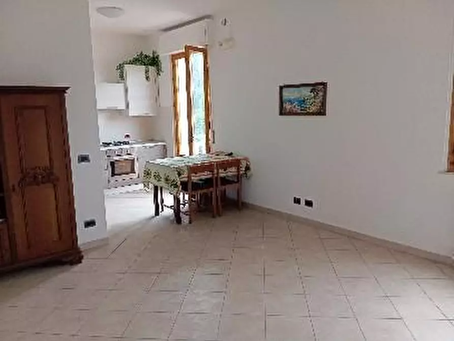 Immagine 2 di Appartamento in vendita  a Poggibonsi