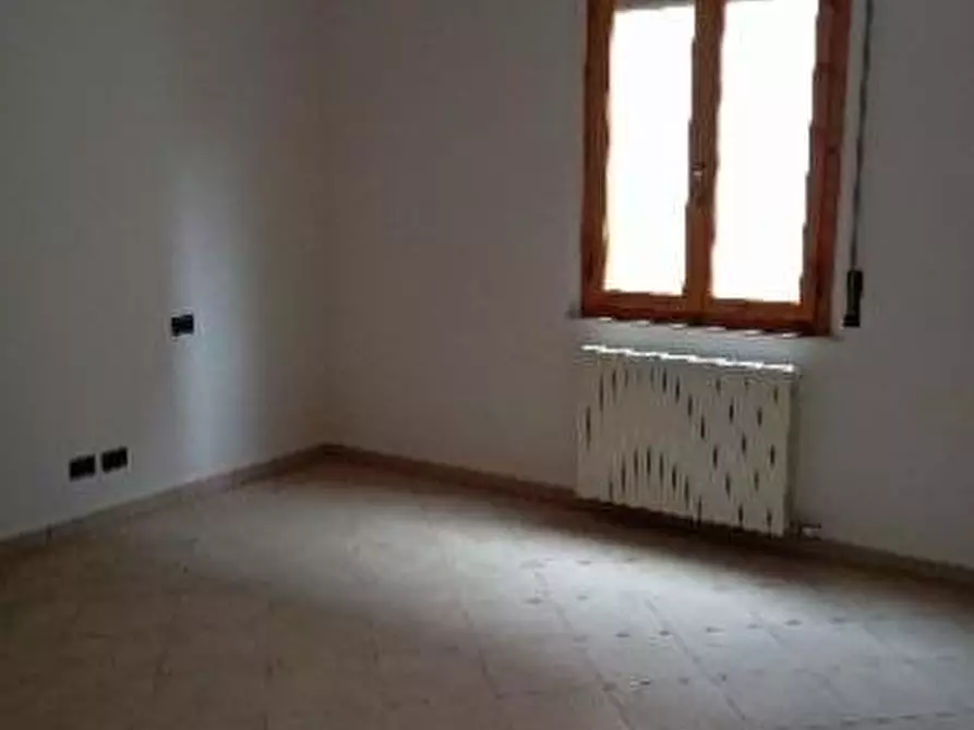 Immagine 15 di Appartamento in vendita  a Poggibonsi