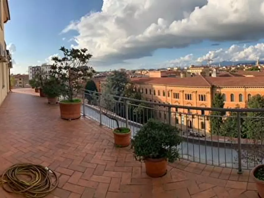 Immagine 22 di Mansarda in vendita  a Pisa