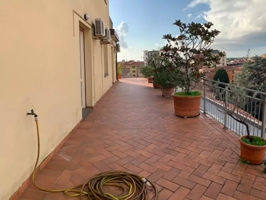 Immagine 23 di Mansarda in vendita  a Pisa