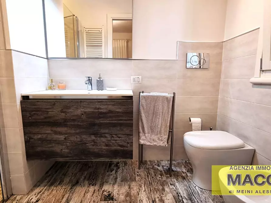 Immagine 13 di Villa in vendita  a Ponsacco