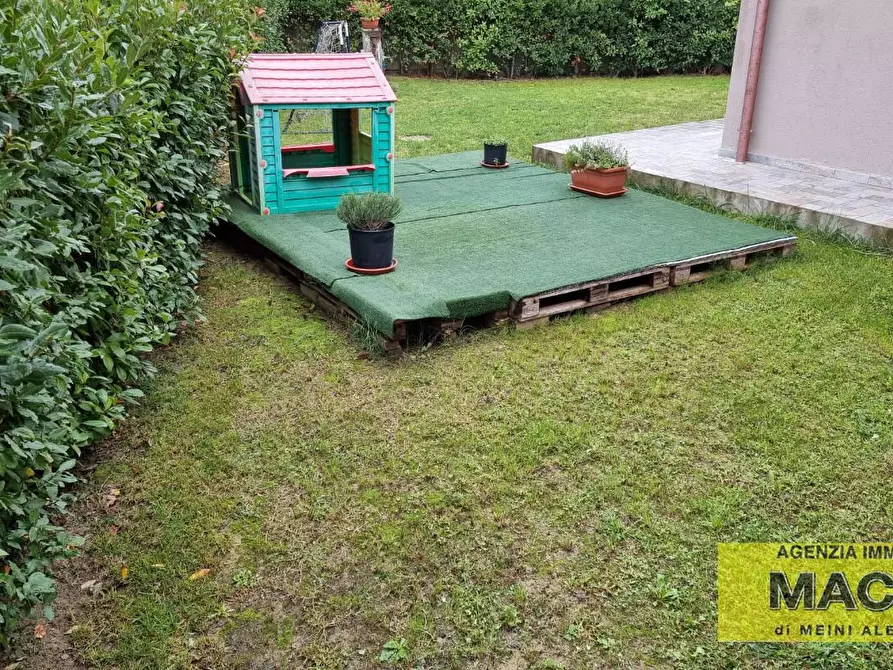 Immagine 23 di Villa in vendita  a Ponsacco