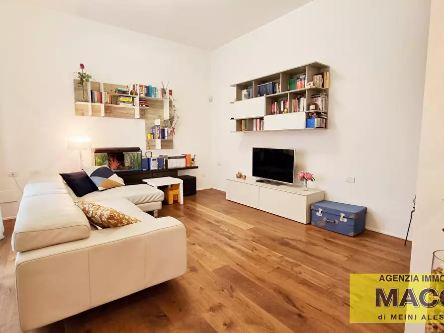 Immagine 2 di Villa in vendita  a Ponsacco