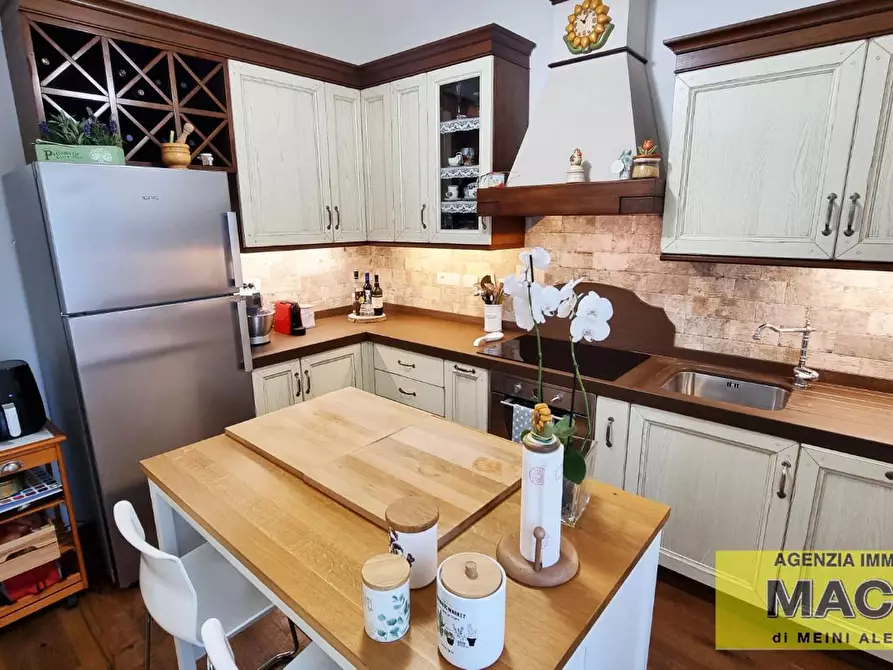 Immagine 7 di Villa in vendita  a Ponsacco